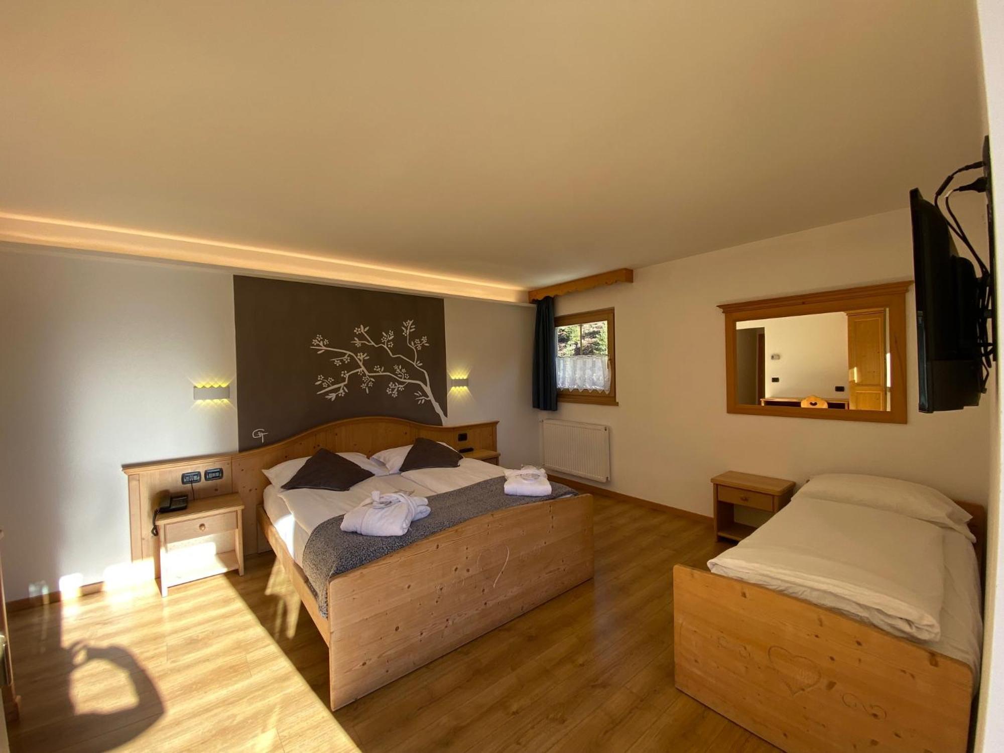 Aparthotel Wellness Villa Di Bosco Tesero Exterior foto