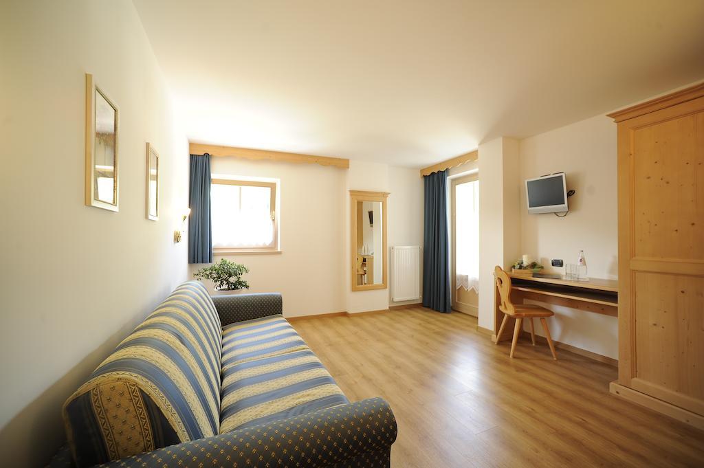 Aparthotel Wellness Villa Di Bosco Tesero Exterior foto